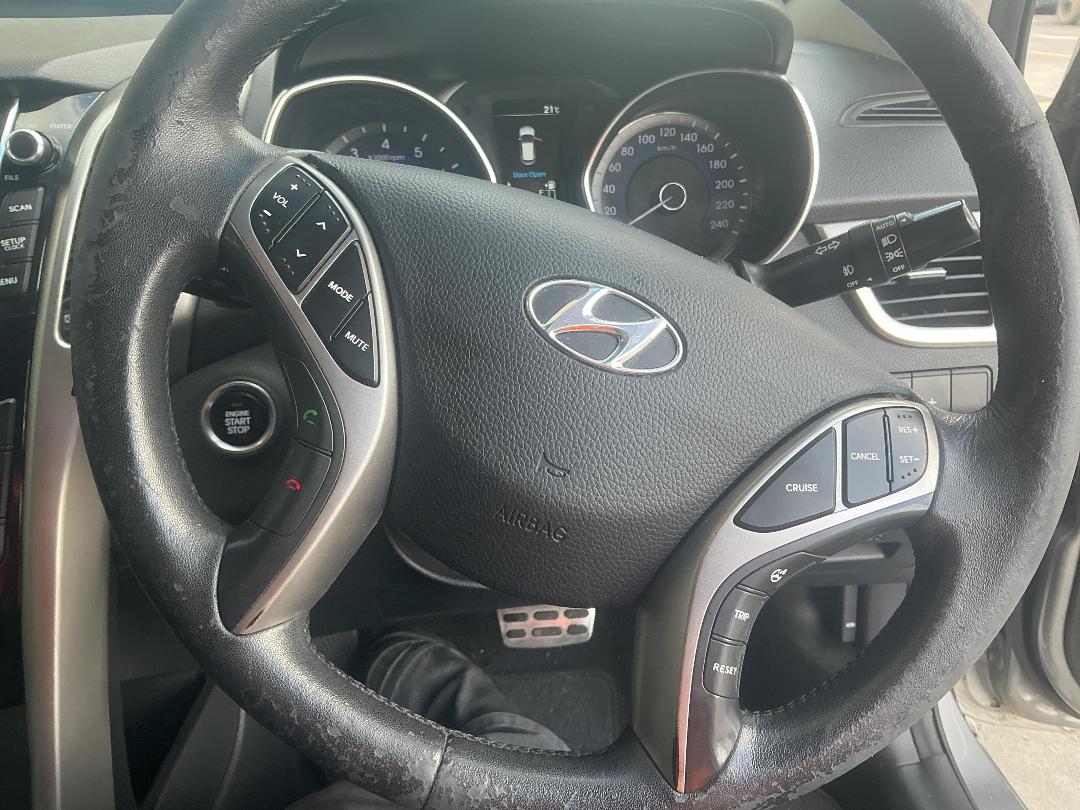 Photo '21' of Hyundai I30 GD