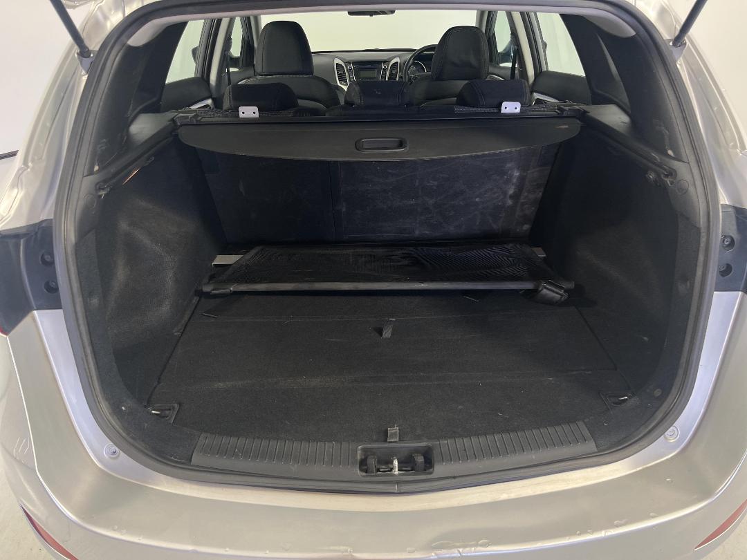 Photo '14' of Hyundai I30