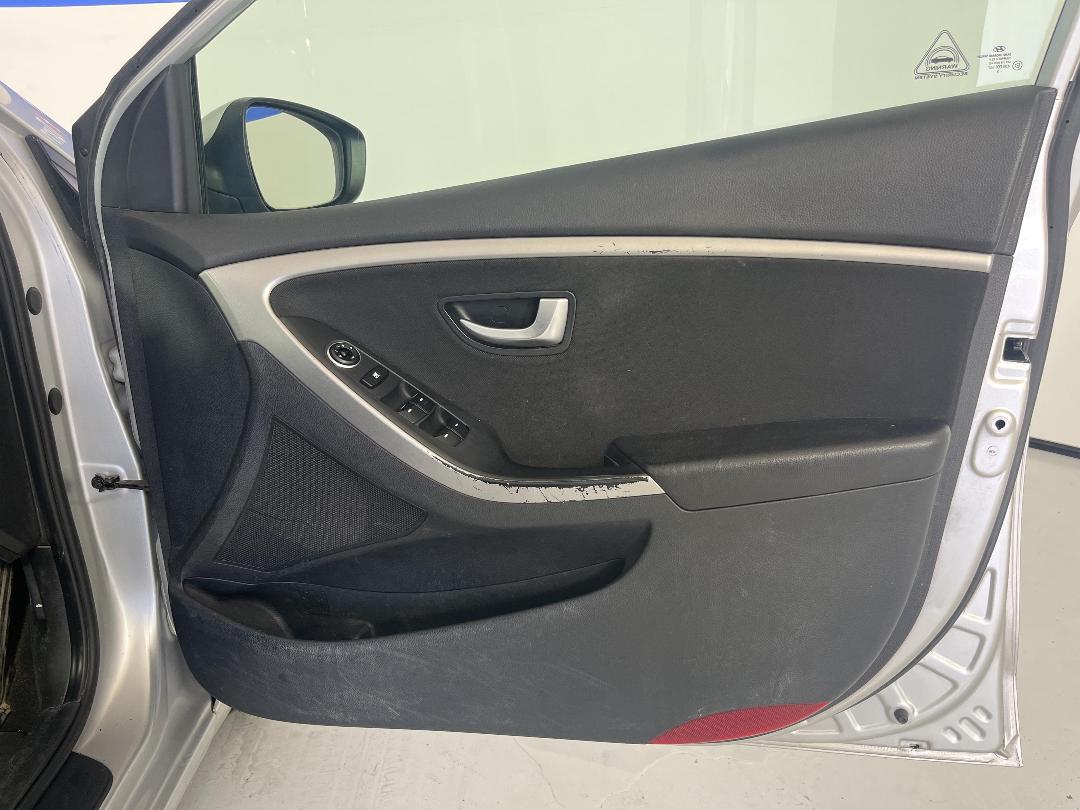 Photo '15' of Hyundai I30