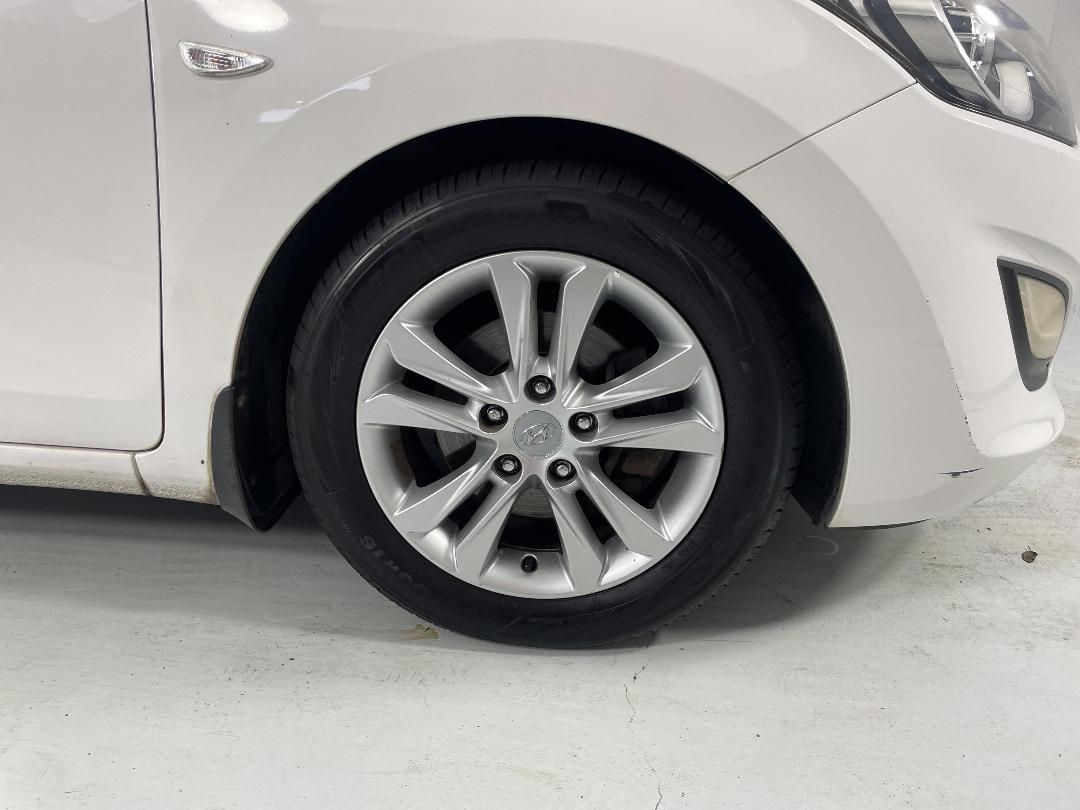 Photo '9' of Hyundai I30 Photo '9' of Hyundai I30