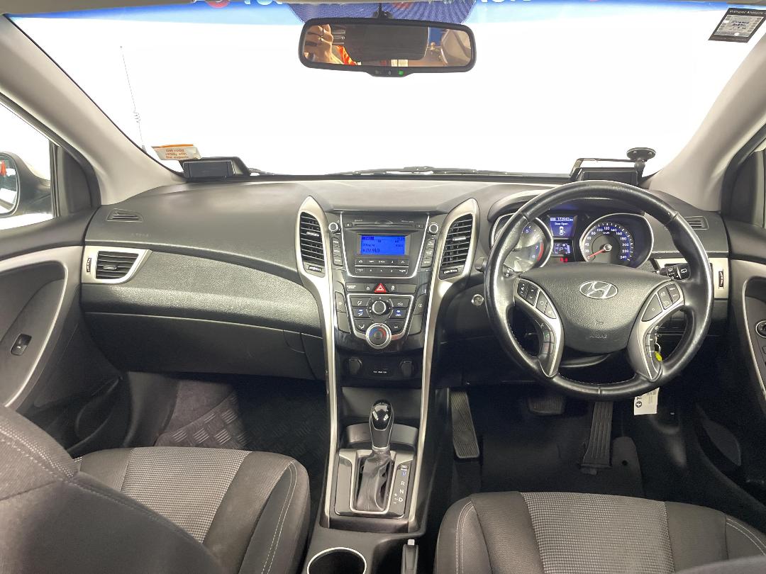 Photo '17' of Hyundai I30 Photo '17' of Hyundai I30