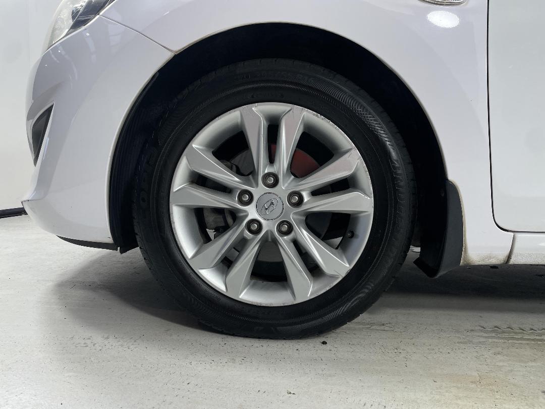 Photo '10' of Hyundai I30