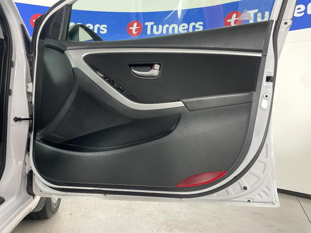 Photo '15' of Hyundai I30