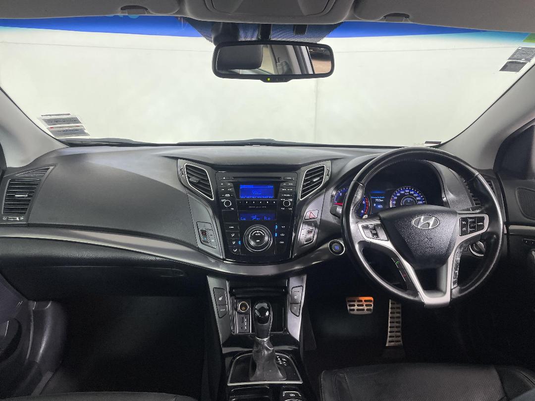 Photo '17' of Hyundai I40 Photo '17' of Hyundai I40