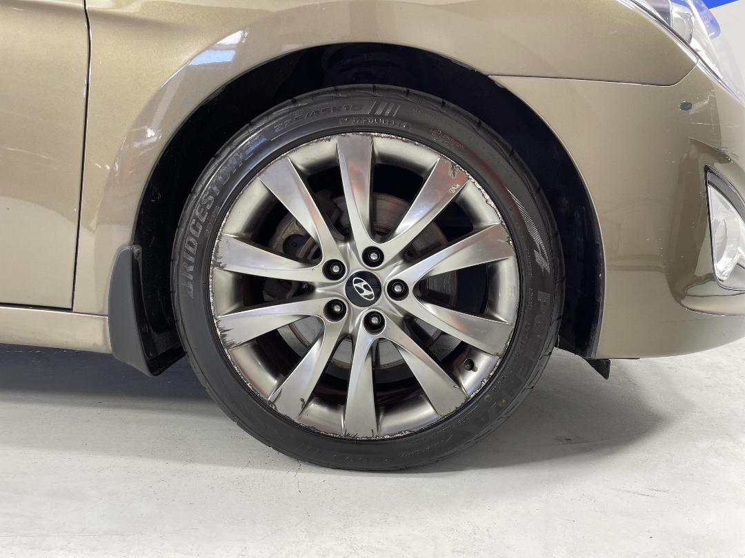 Photo '9' of Hyundai I40