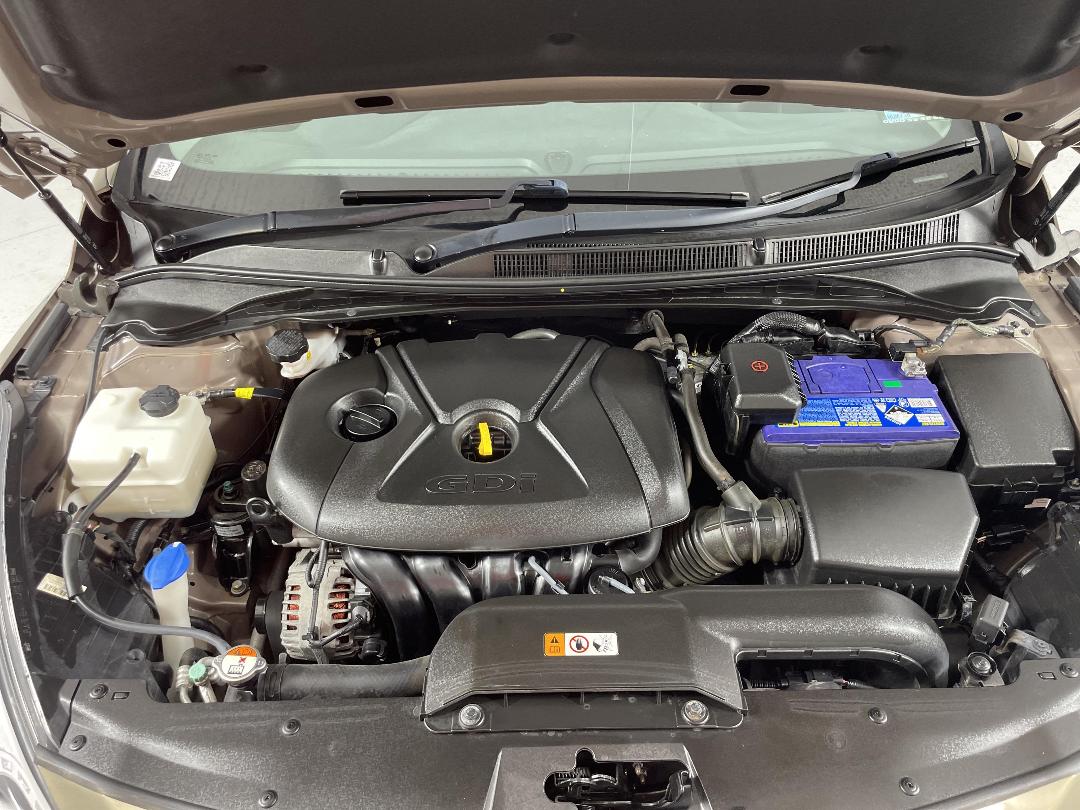 Photo '13' of Hyundai I40