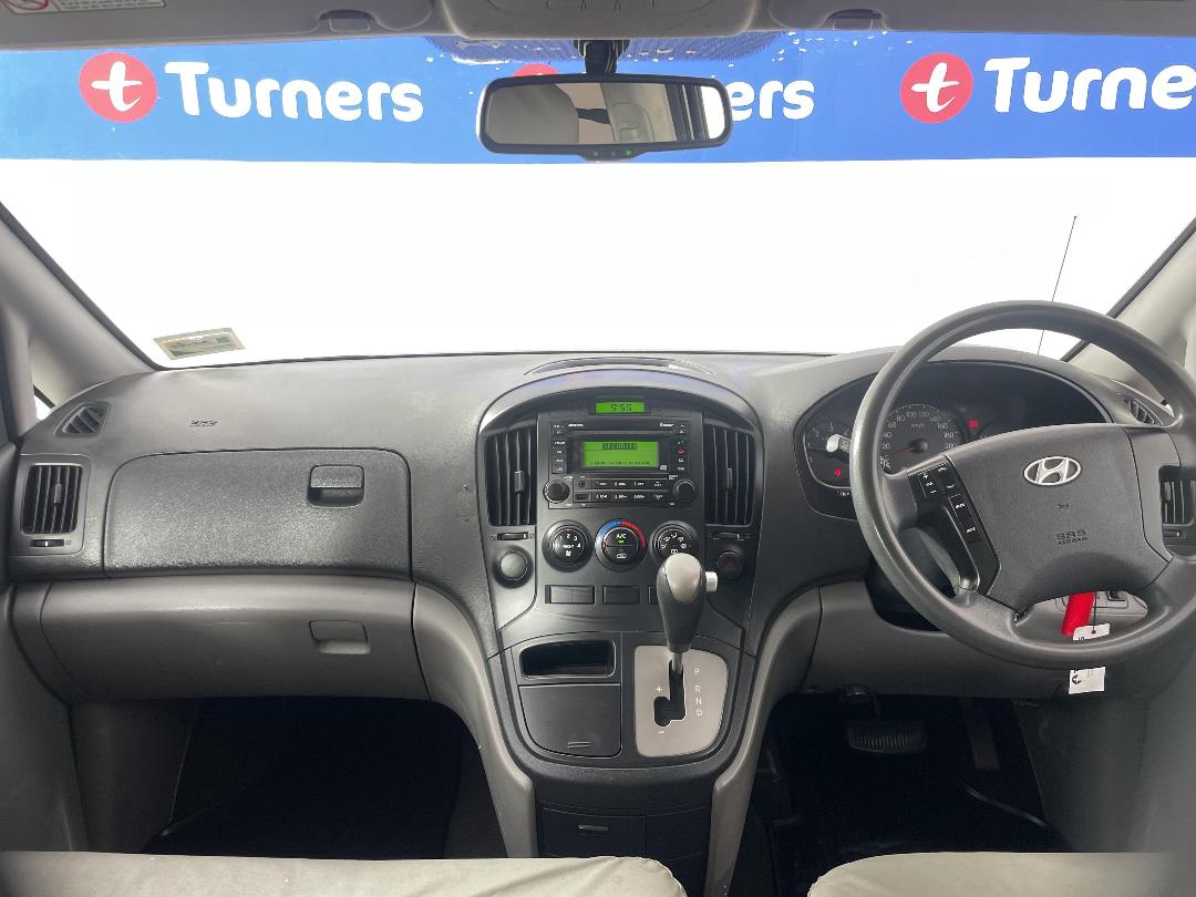 Photo '17' of Hyundai Iload Photo '17' of Hyundai Iload