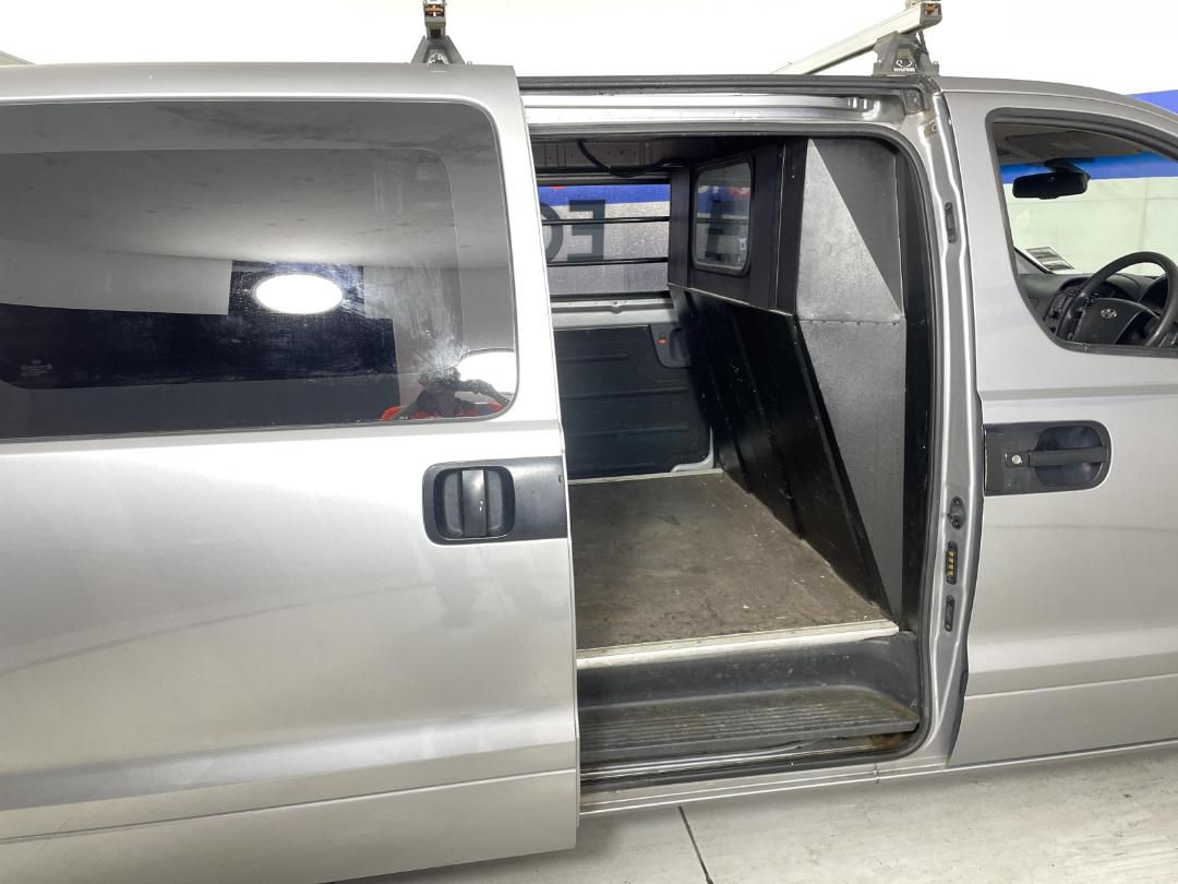 Photo '19' of Hyundai Iload Photo '19' of Hyundai Iload