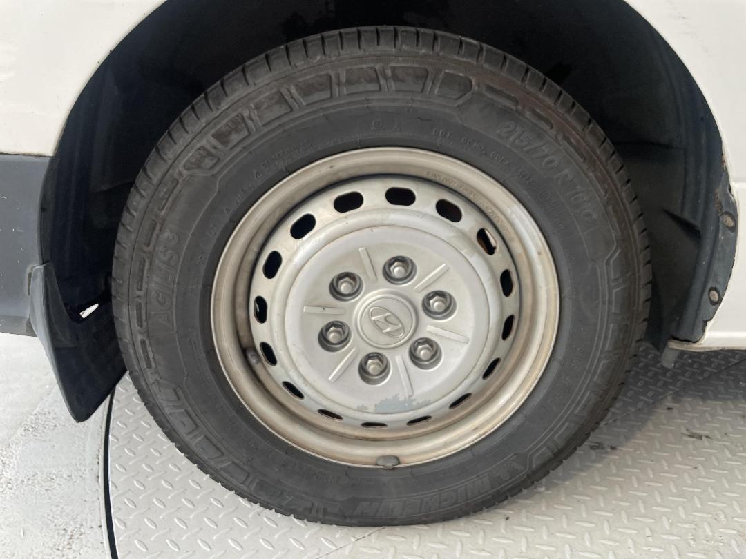 Photo '12' of Hyundai Iload