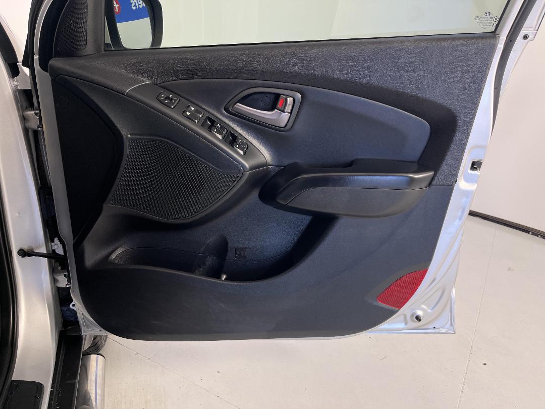 Photo '15' of Hyundai Ix35 Photo '15' of Hyundai Ix35