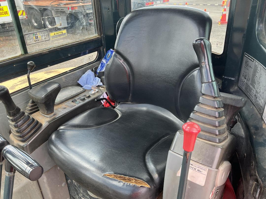 Photo '14' of Hyundai Robex 27Z-9 Excavator Photo '14' of Hyundai Robex 27Z-9 Excavator