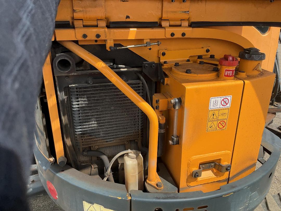 Photo '28' of Hyundai Robex 27Z-9 Excavator Photo '28' of Hyundai Robex 27Z-9 Excavator