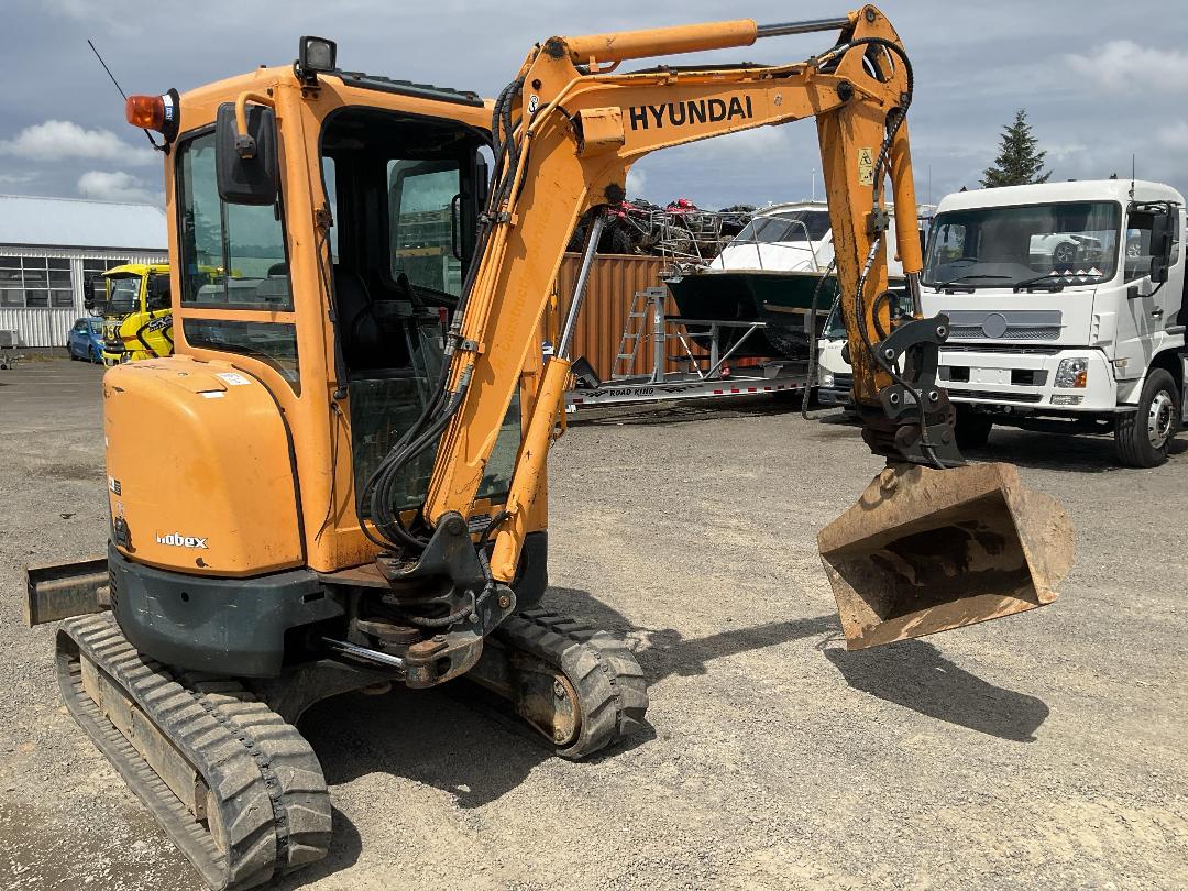 Photo '23' of Hyundai Robex 27Z-9 Excavator Photo '23' of Hyundai Robex 27Z-9 Excavator