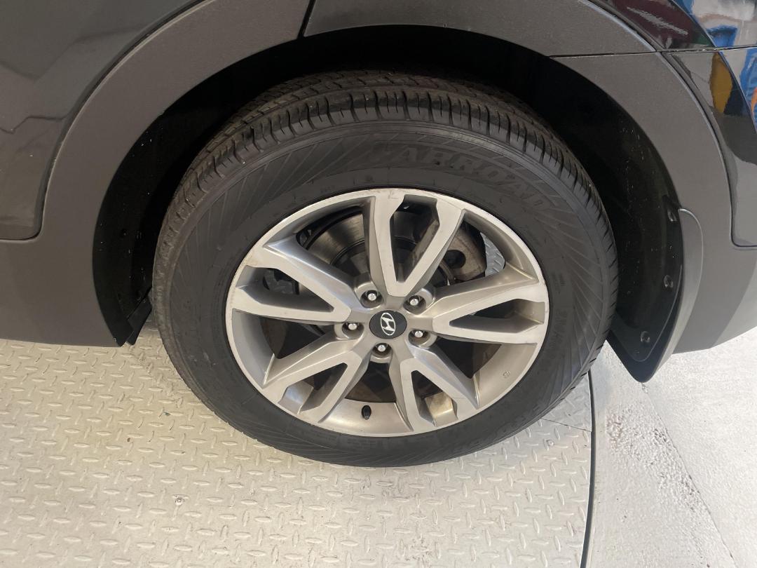 Photo '11' of Hyundai Santa FE Photo '11' of Hyundai Santa FE