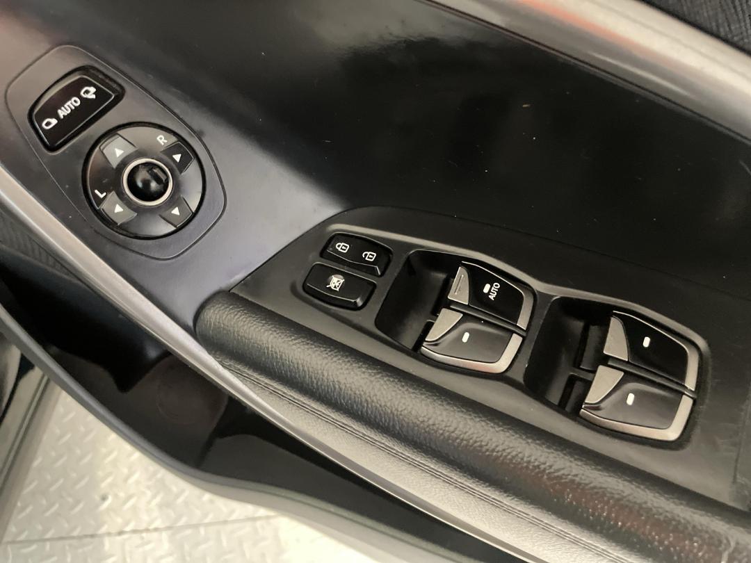 Photo '24' of Hyundai Santa FE Photo '24' of Hyundai Santa FE