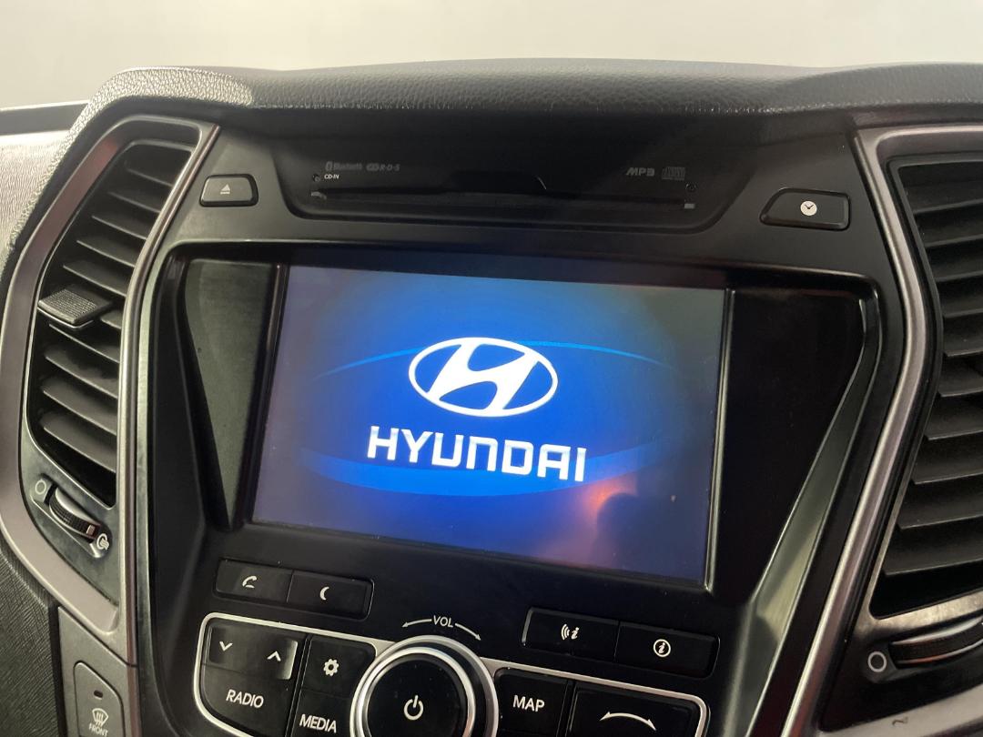 Photo '29' of Hyundai Santa FE Photo '29' of Hyundai Santa FE