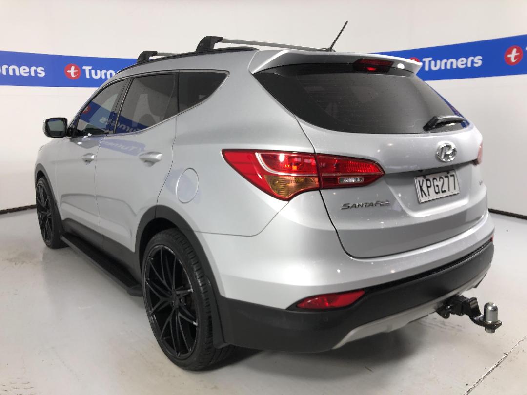 Photo '5' of Hyundai Santa FE Photo '5' of Hyundai Santa FE