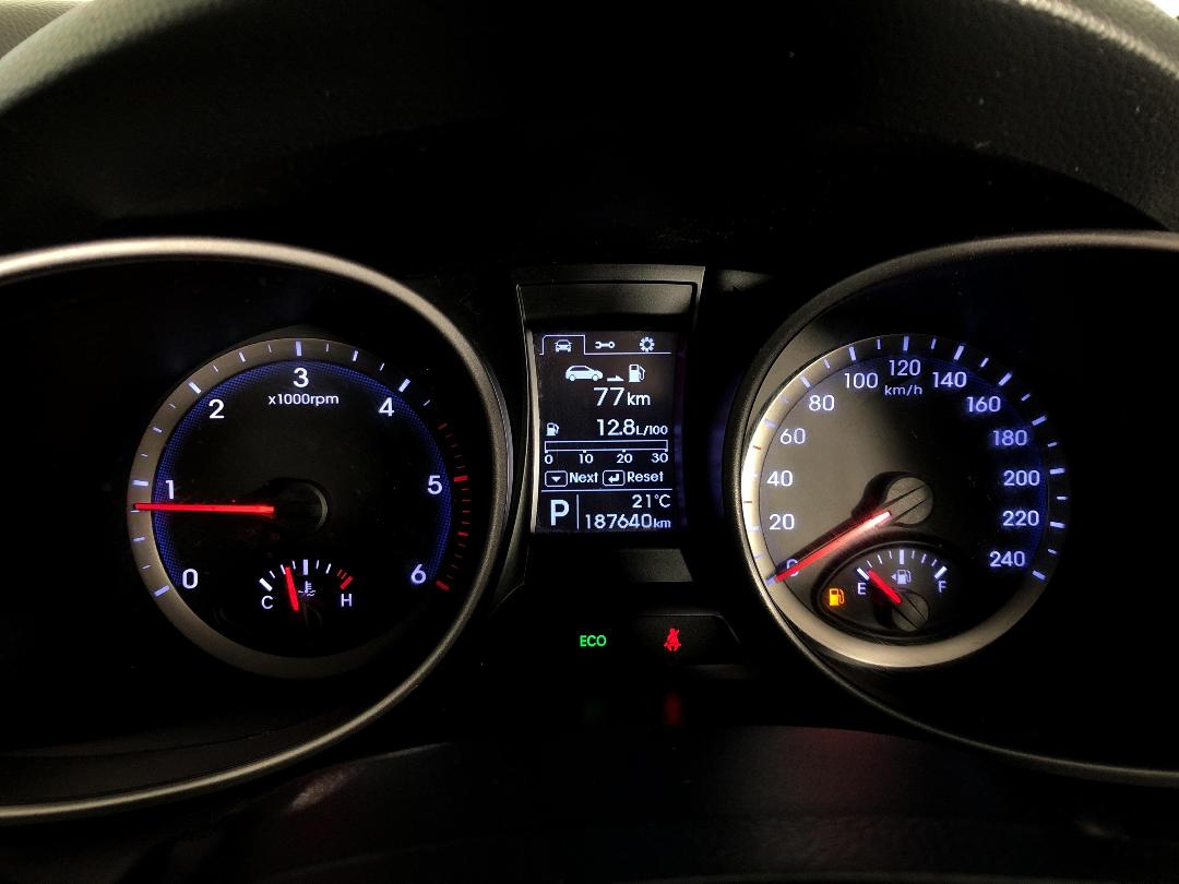 Photo '21' of Hyundai Santa FE Photo '21' of Hyundai Santa FE