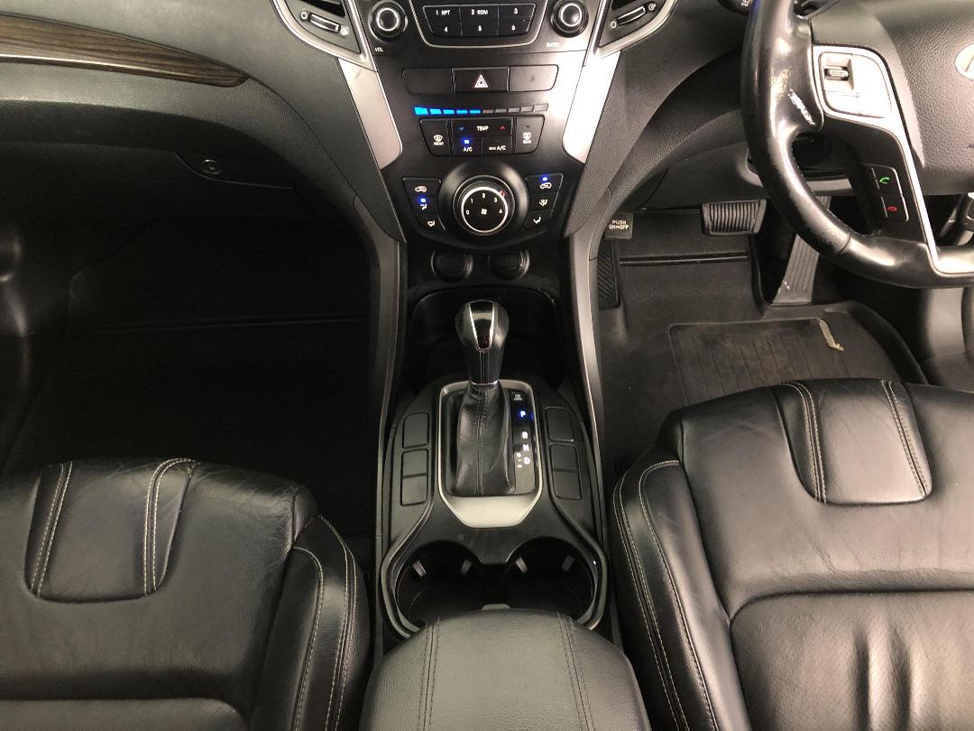 Photo '18' of Hyundai Santa FE Photo '18' of Hyundai Santa FE