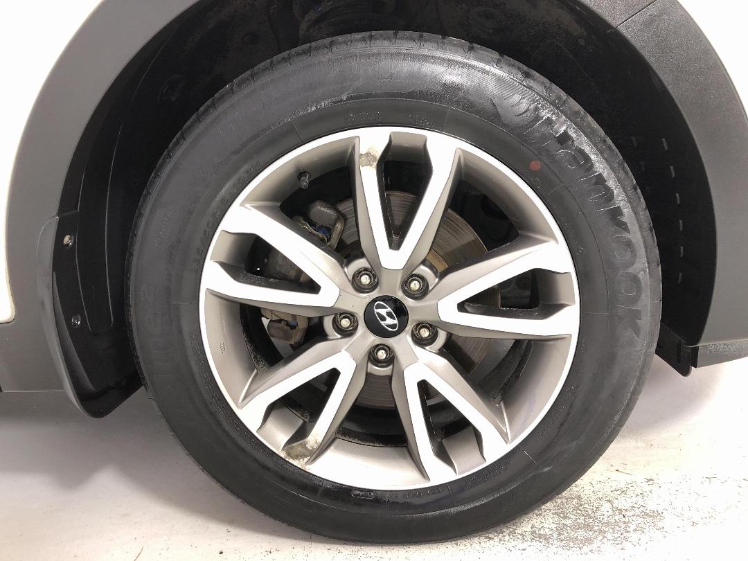 Photo '9' of Hyundai Santa FE