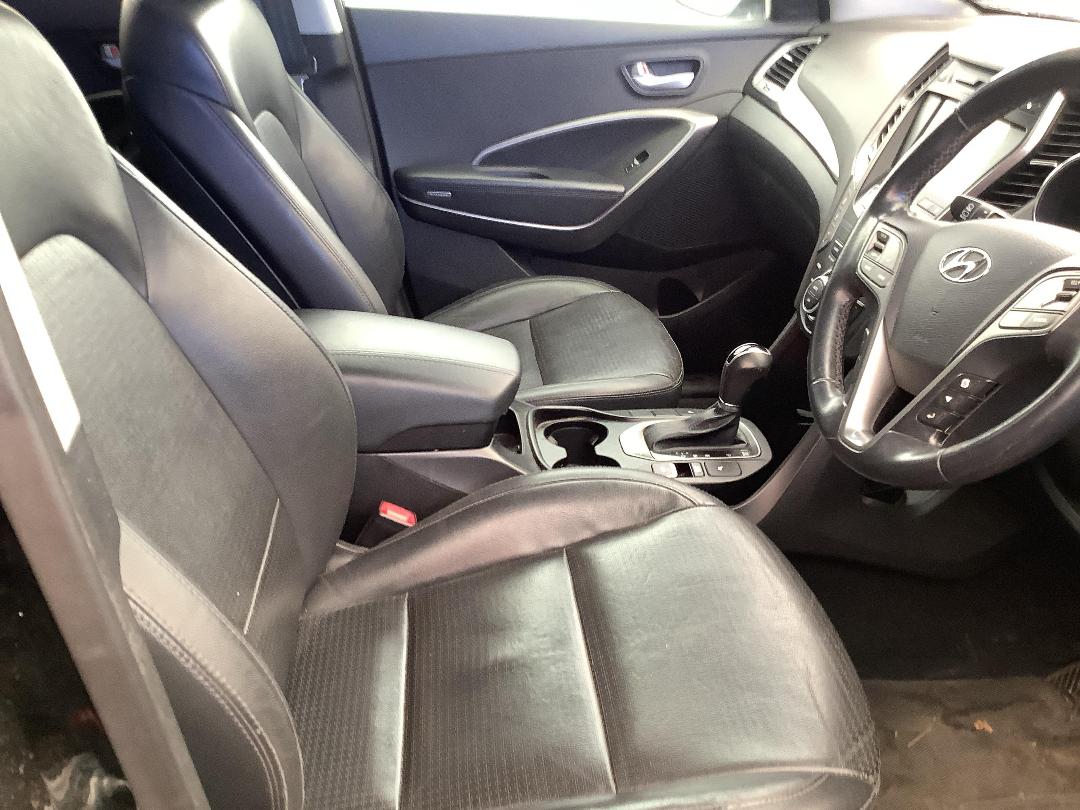 Photo '18' of Hyundai Santa FE DM Photo '18' of Hyundai Santa FE DM