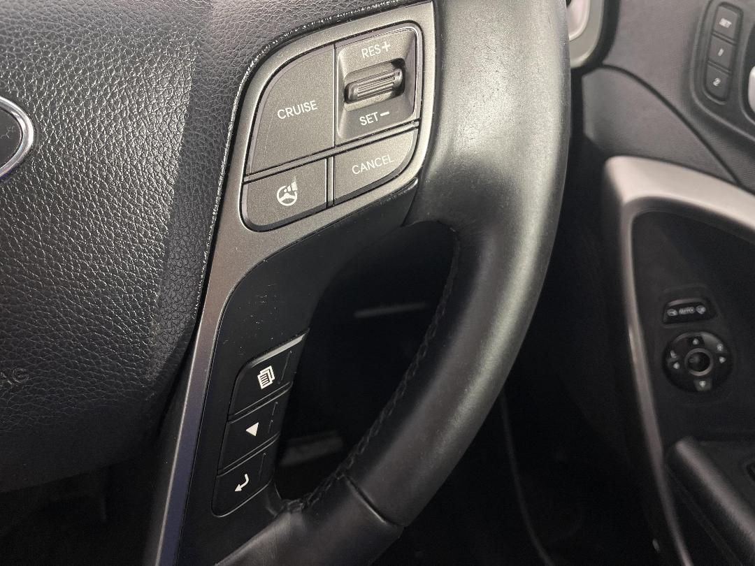 Photo '25' of Hyundai Santa FE