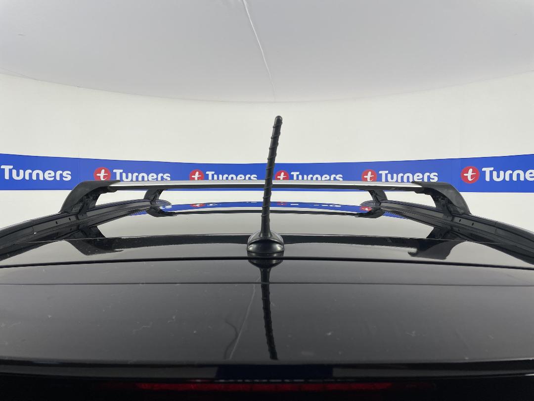 Photo '33' of Hyundai Santa FE