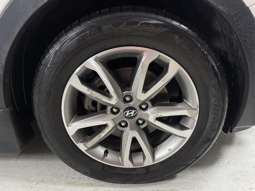 Photo '9' of Hyundai Santa FE