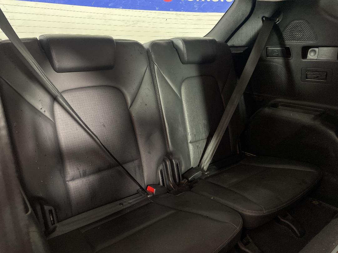 Photo '23' of Hyundai Santa FE