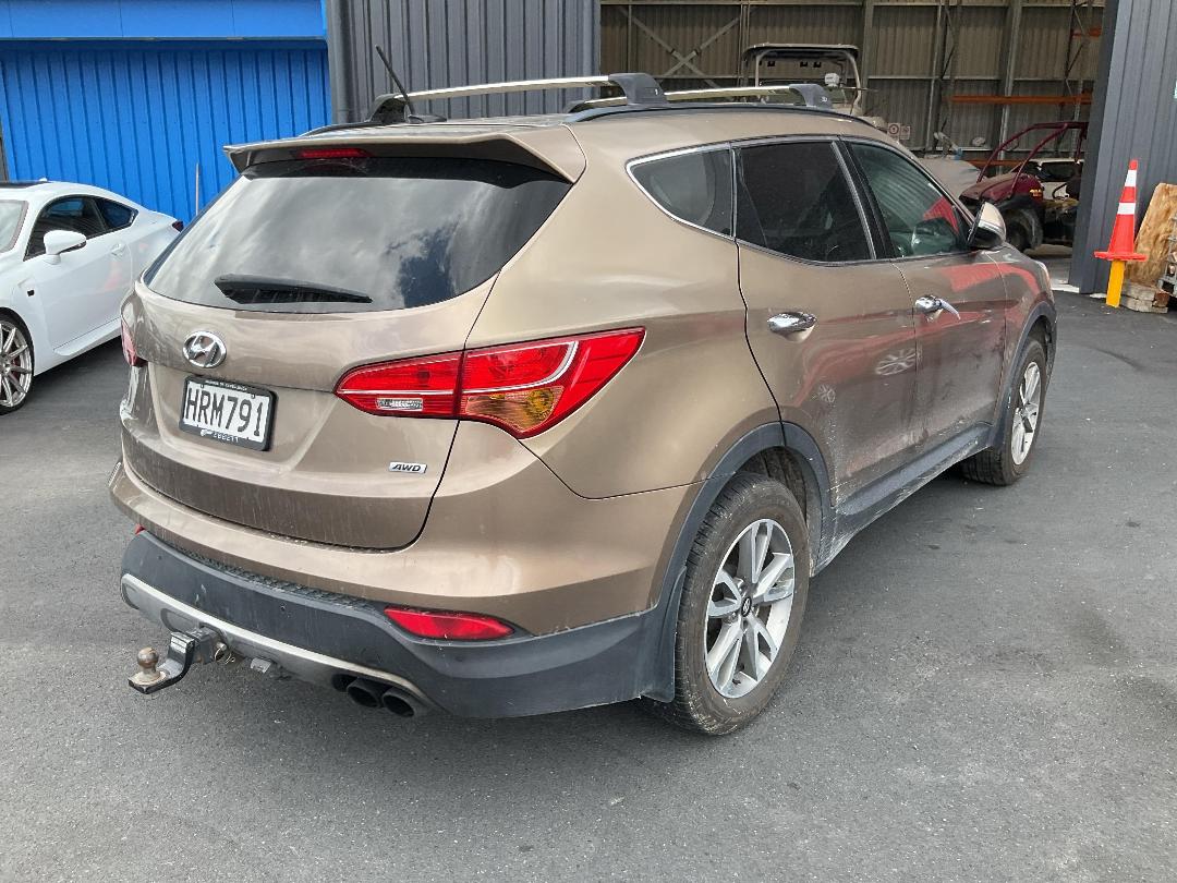 Photo '4' of Hyundai Santa FE DM Photo '4' of Hyundai Santa FE DM