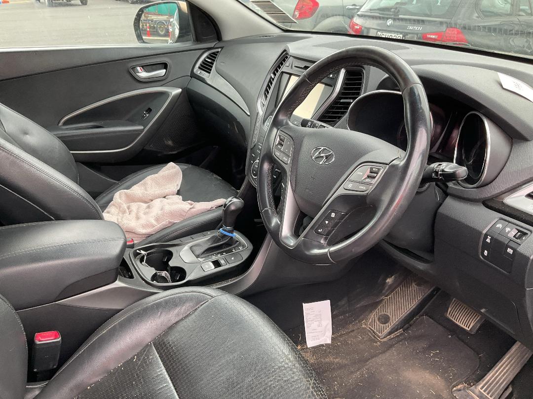 Photo '14' of Hyundai Santa FE DM Photo '14' of Hyundai Santa FE DM