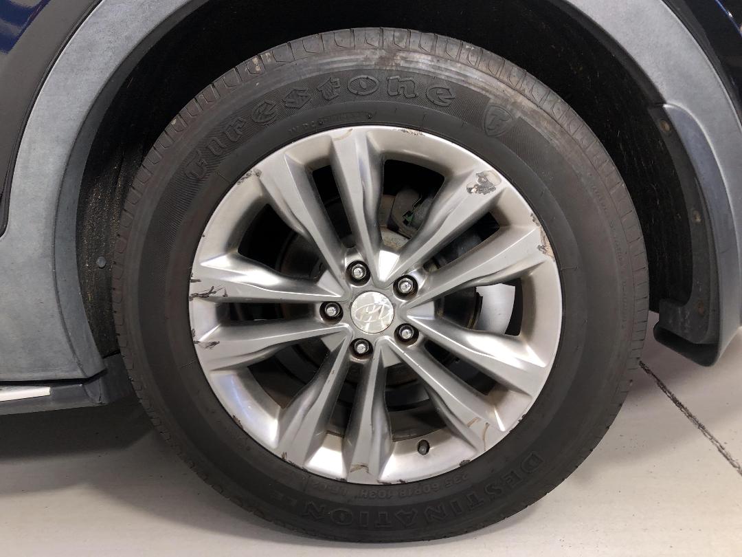 Photo '11' of Hyundai Santa FE