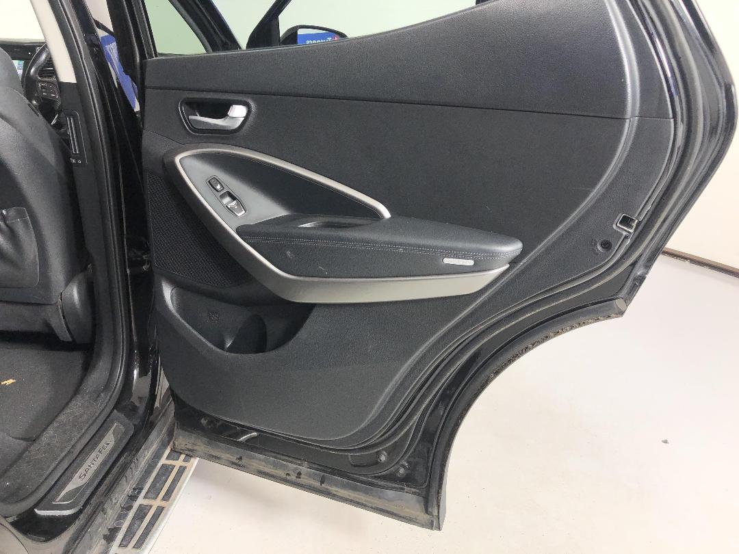 Photo '19' of Hyundai Santa FE