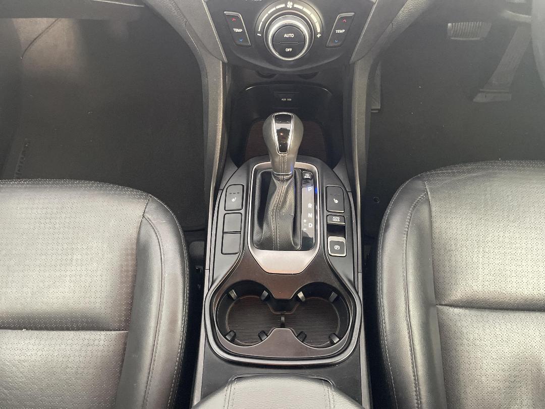 Photo '18' of Hyundai Santa FE