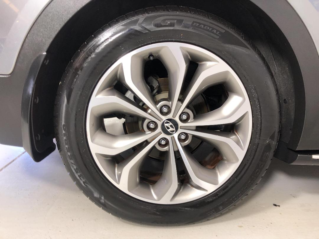 Photo '12' of Hyundai Santa FE Photo '12' of Hyundai Santa FE