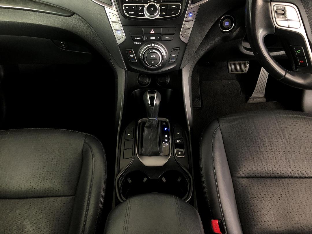 Photo '18' of Hyundai Santa FE Photo '18' of Hyundai Santa FE