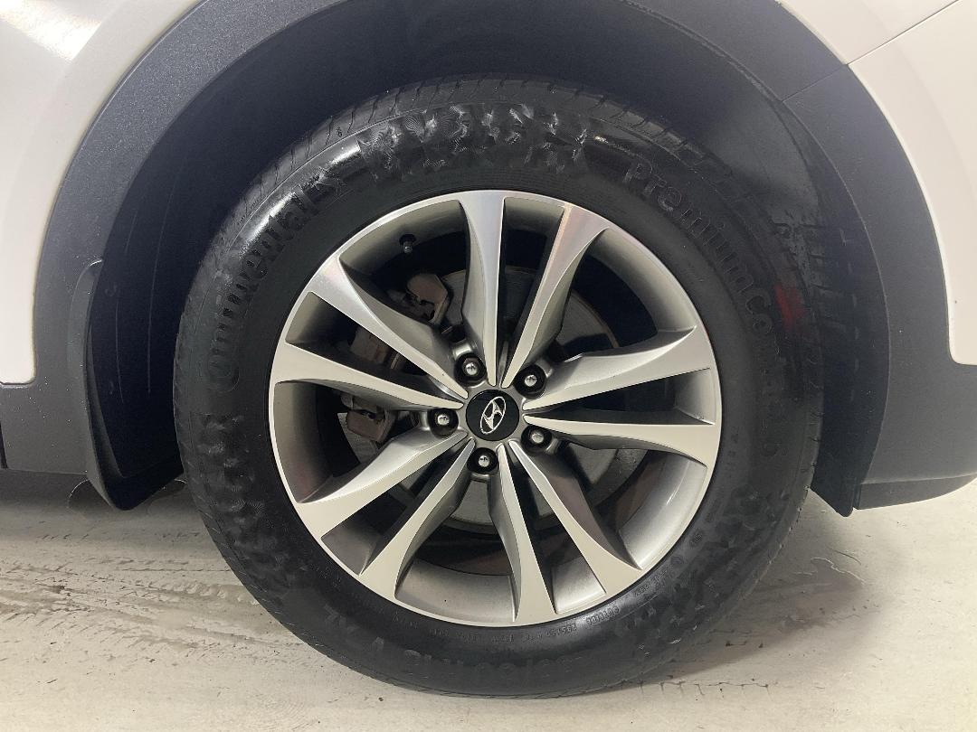 Photo '9' of Hyundai Santa FE