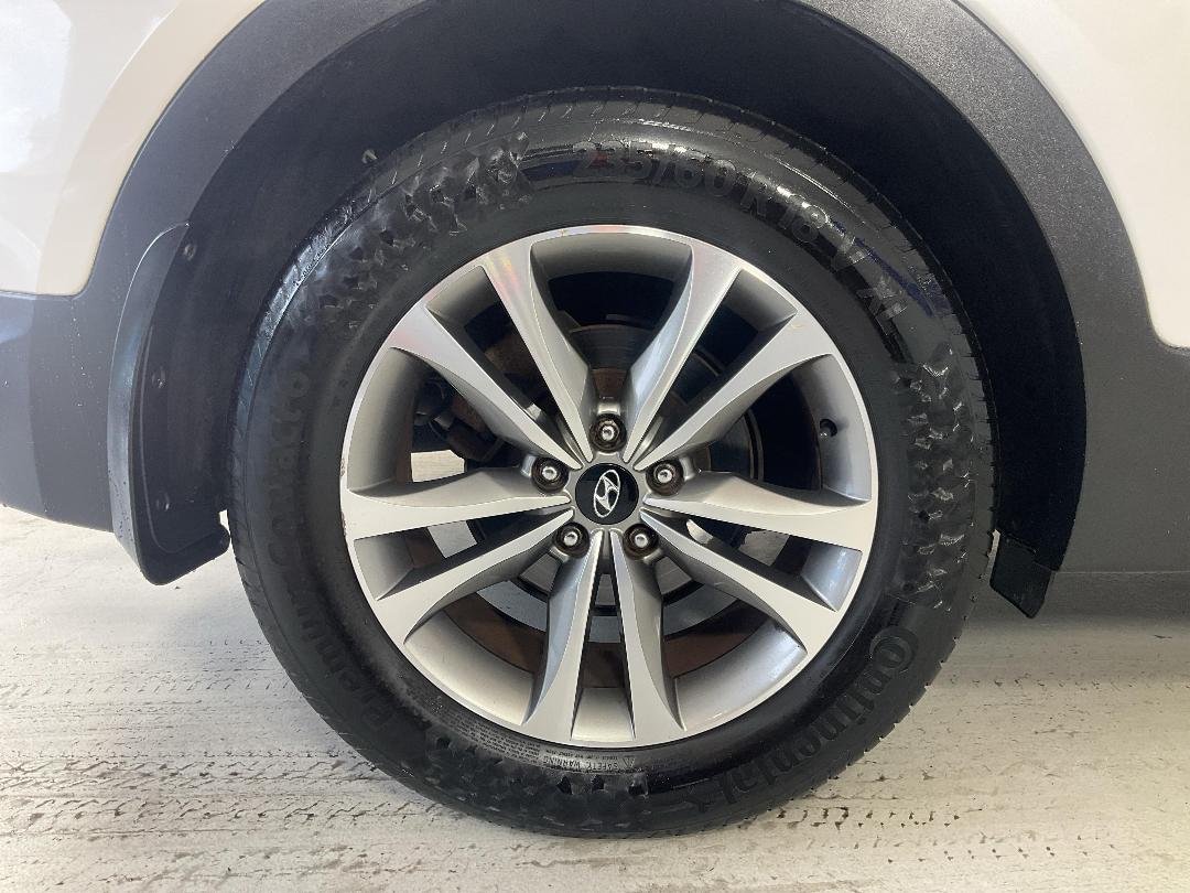 Photo '12' of Hyundai Santa FE