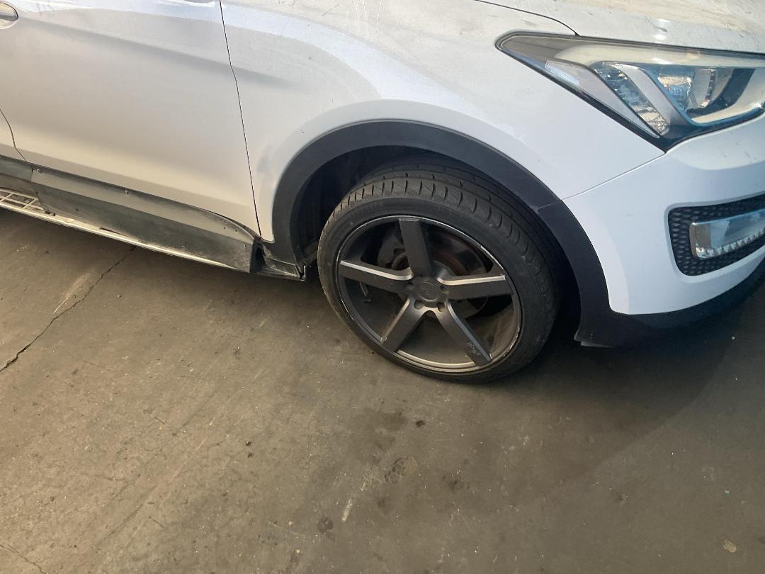 Photo '2' of Hyundai Santa FE DM