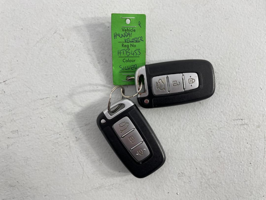 Photo '21' of Hyundai Veloster Photo '21' of Hyundai Veloster