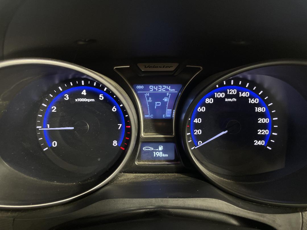 Photo '20' of Hyundai Veloster