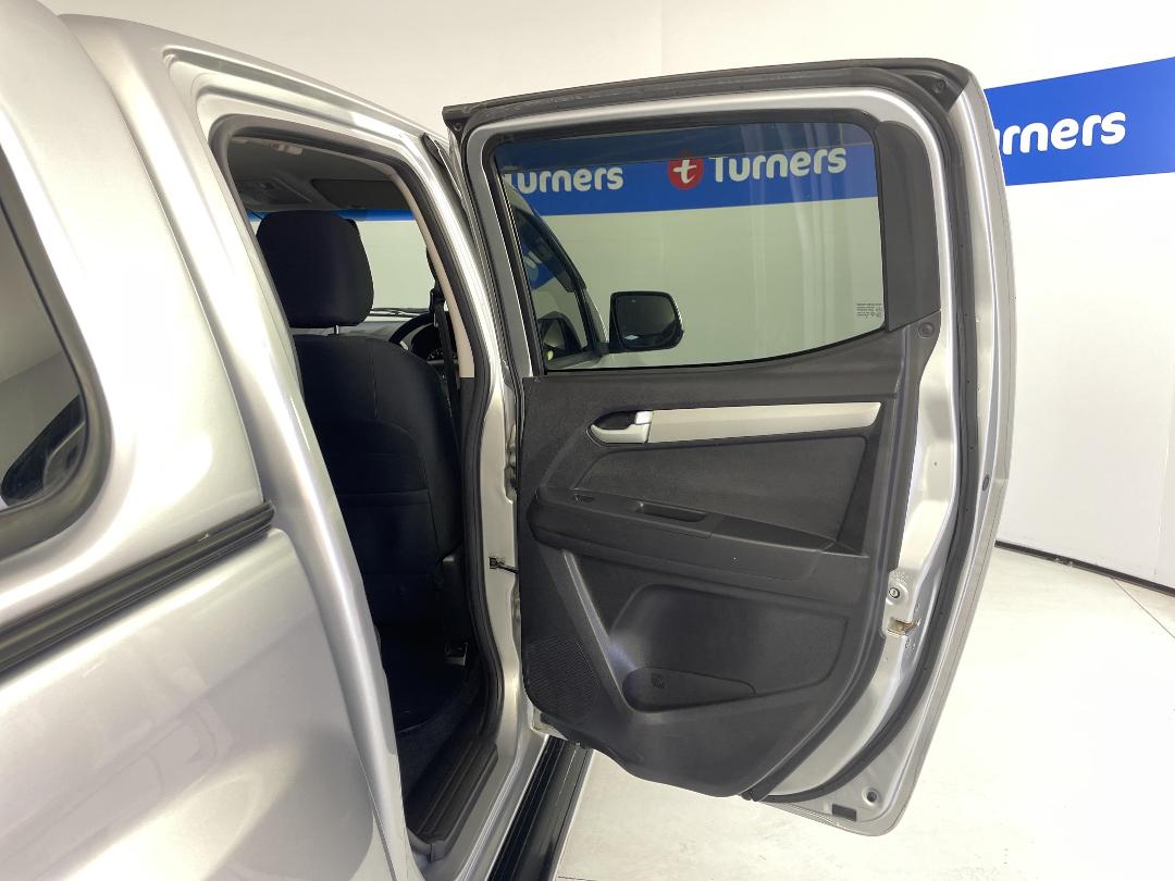 Photo '19' of Isuzu D-MAX