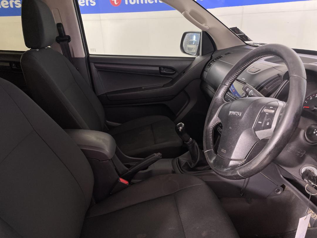 Photo '16' of Isuzu D-MAX