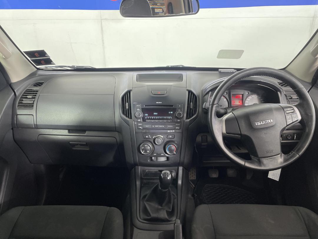 Photo '17' of Isuzu D-MAX