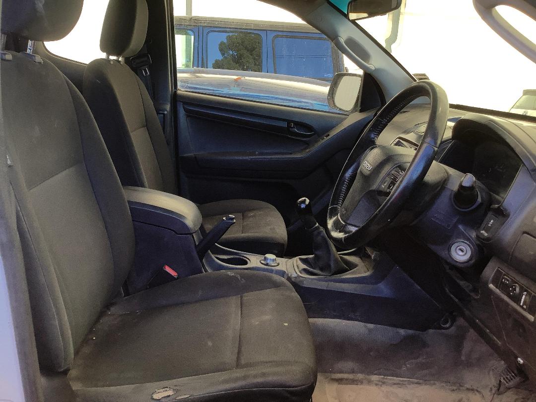 Photo '8' of Isuzu D-MAX LX Space Photo '8' of Isuzu D-MAX LX Space