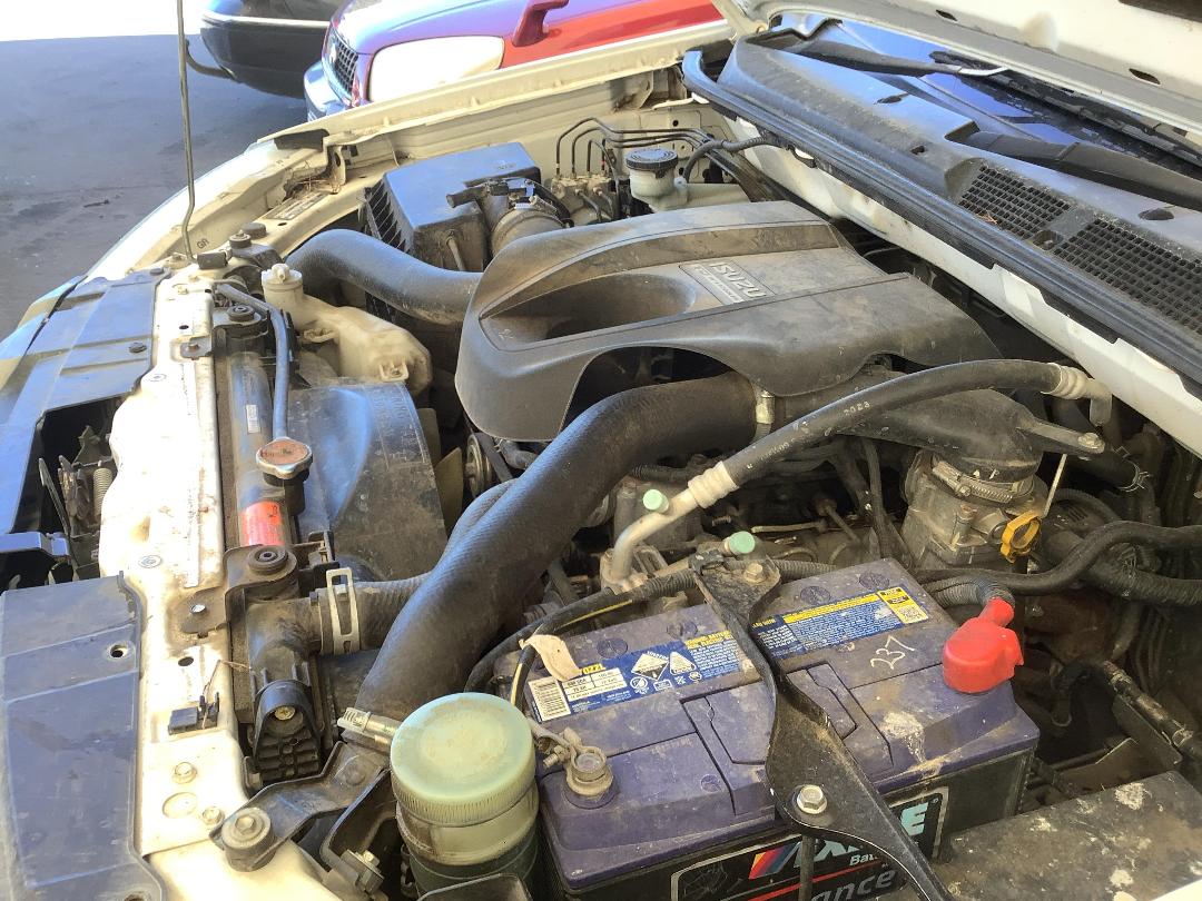 Photo '10' of Isuzu D-MAX LX Space Photo '10' of Isuzu D-MAX LX Space