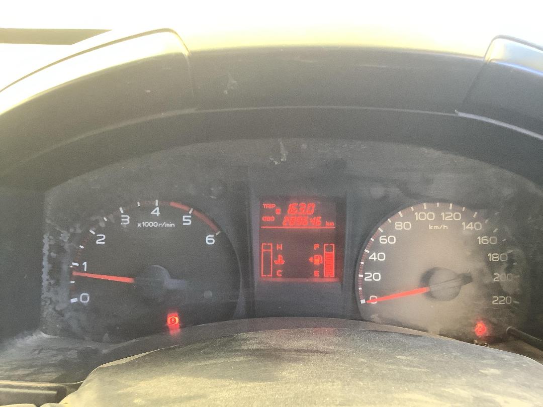 Photo '13' of Isuzu D-MAX LX Space Photo '13' of Isuzu D-MAX LX Space