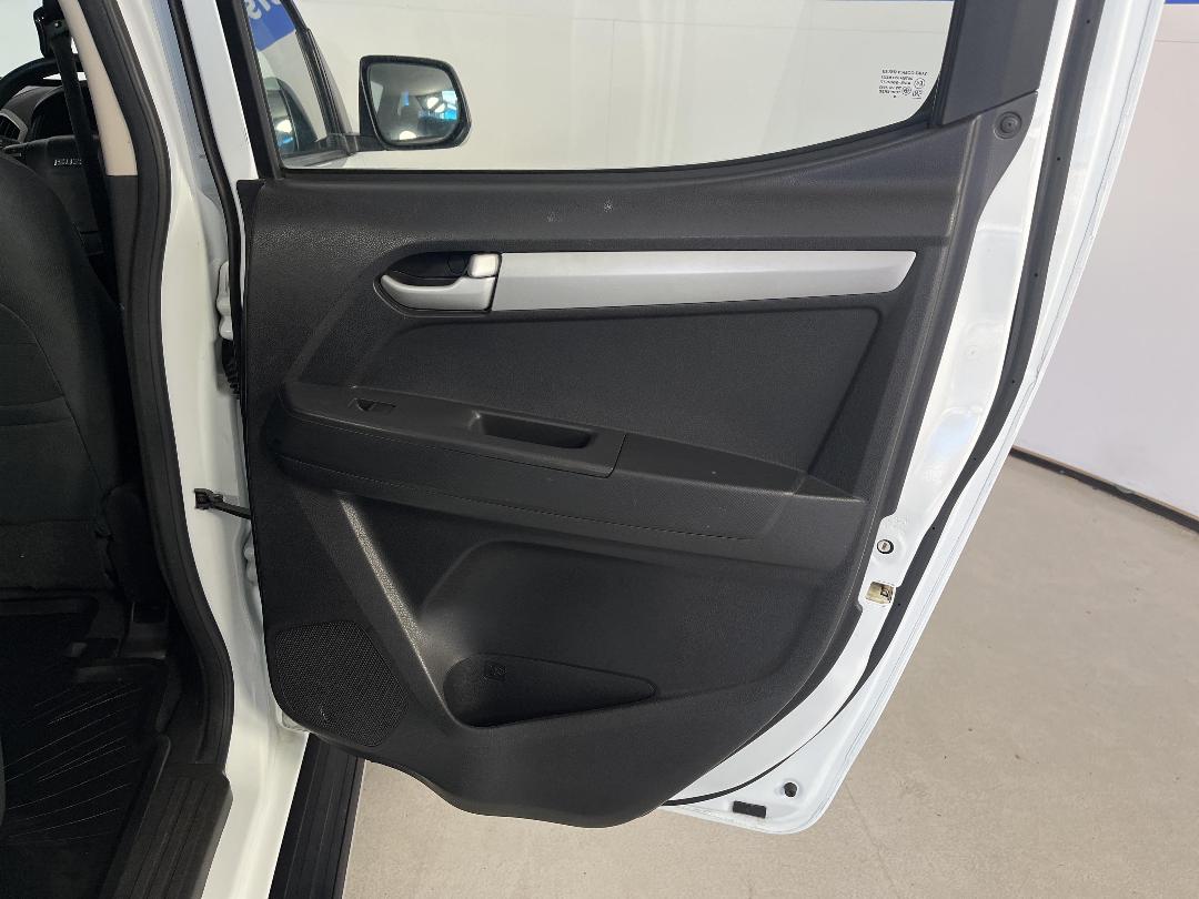 Photo '19' of Isuzu D-MAX