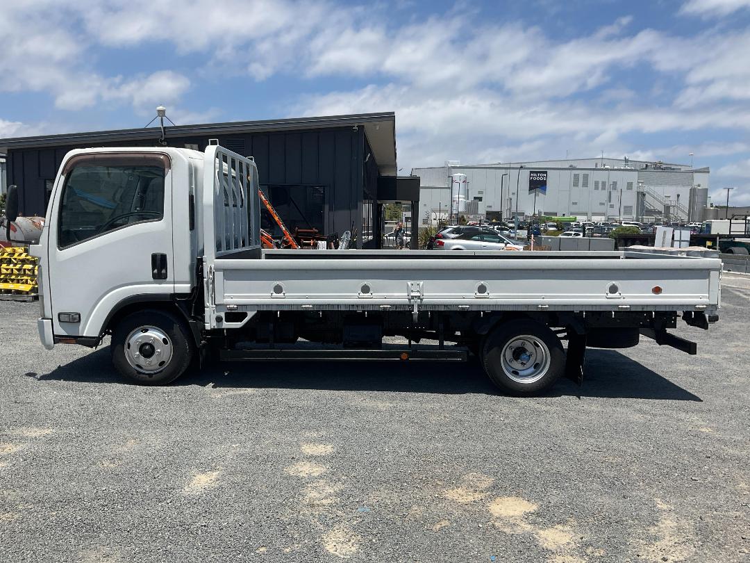 Photo '7' of Isuzu ELF FLAT DECK Flat Deck