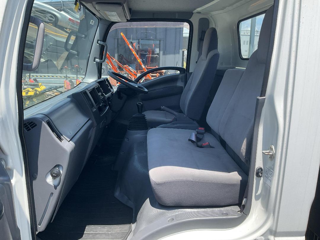 Photo '19' of Isuzu ELF FLAT DECK Flat Deck